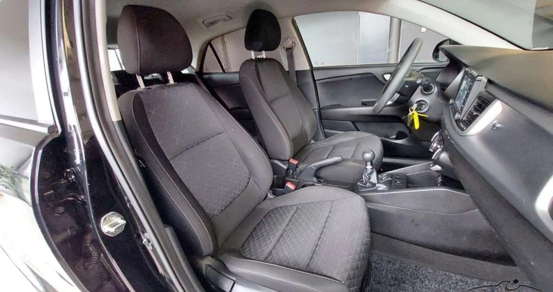 Kia Rio cena 39900 przebieg: 136000, rok produkcji 2017 z Koziegłowy małe 172